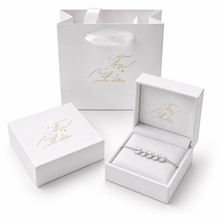 Load image into Gallery viewer, Dainty Leaf Marquise CZ bracelet by Luxe Treasures featuring minimalist bridal jewelry with sparkling cubic zirconia accents.