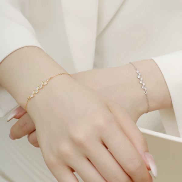 Dainty Leaf Marquise CZ bracelet by Luxe Treasures, minimalist bridal jewelry with leaf-shaped CZ accents and delicate design.