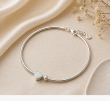 Load image into Gallery viewer, Sterling silver round bead heart bracelet by Luxe Treasures featuring dainty vintage style design with heart-shaped beads.